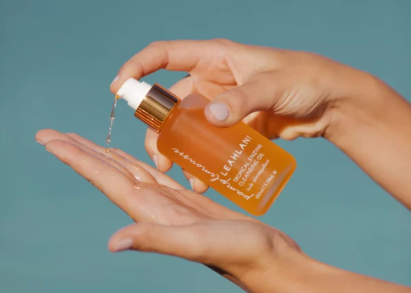 【預購】洗走黑頭面唔乾，罕見極滋潤煥膚配方！Leahlani Pamplemousse Cleansing Oil 酵素潔面煥膚油 100ml - Image 3