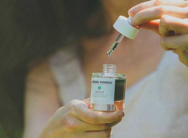 【9折】一滴修復退紅，提升肌膚自愈力！Norre Nordic 藍月光RECALM 舒緩修復精華油 30ml - Image 2