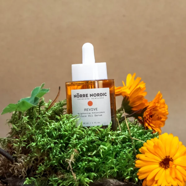 【9折】透白有光澤，嫩滑極光肌！Norre Nordic 橙月光REVIVE抗氧亮白精華油 30ml - Image 3